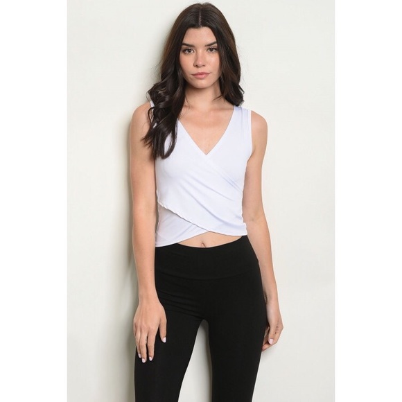 1 LEFT! SALE! Cropped White V Neck Top - Picture 2 of 6